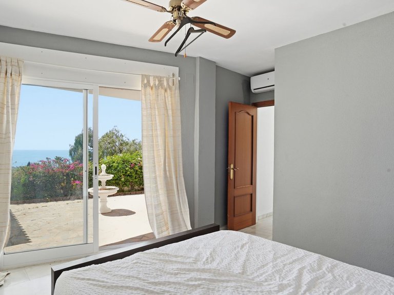Villa for Sale in Benalmadena, Malaga 36