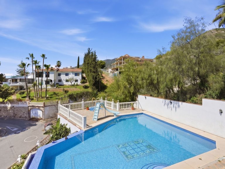 Villa for Sale in Benalmadena, Malaga 41