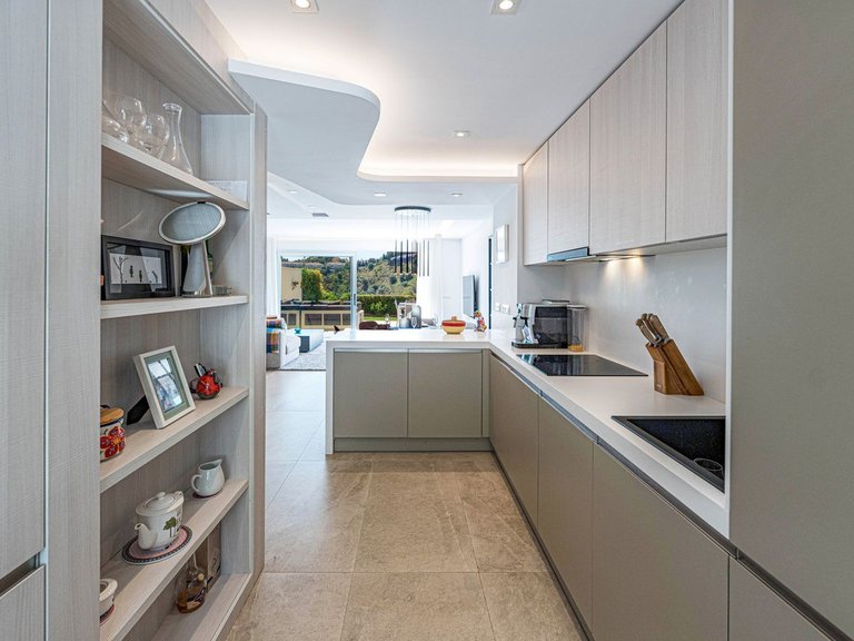 Villa for Sale in La Cala Golf, Malaga 11