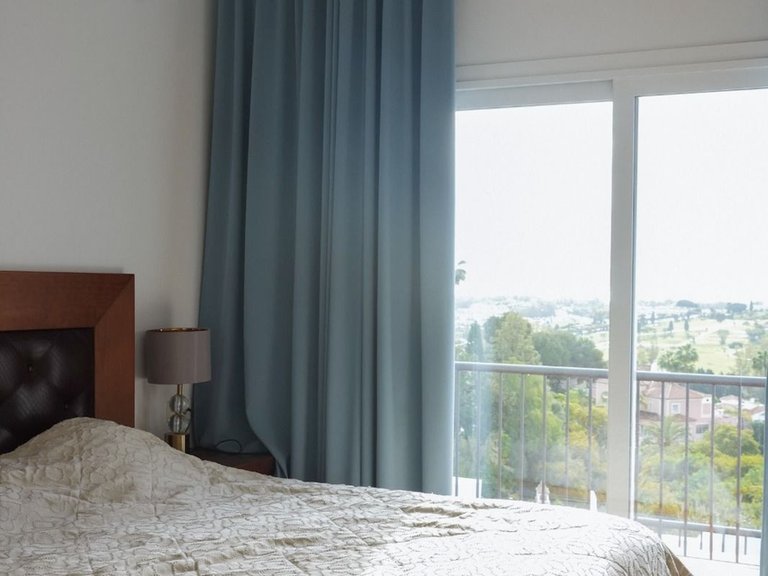 Apartment for Sale in El Paraiso, Malaga 11