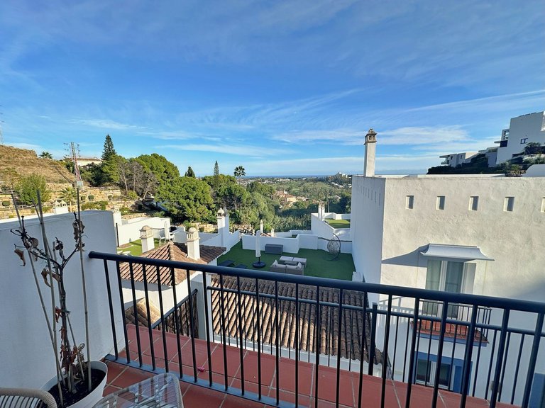 Apartment for Sale in El Paraiso, Malaga 22