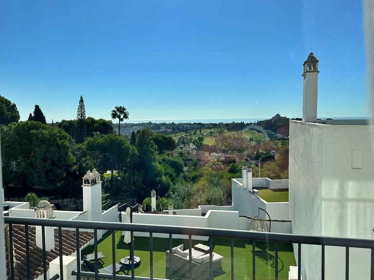 Apartment for Sale in El Paraiso, Malaga 23