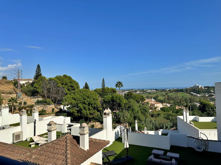 Apartment for Sale in El Paraiso, Malaga 25