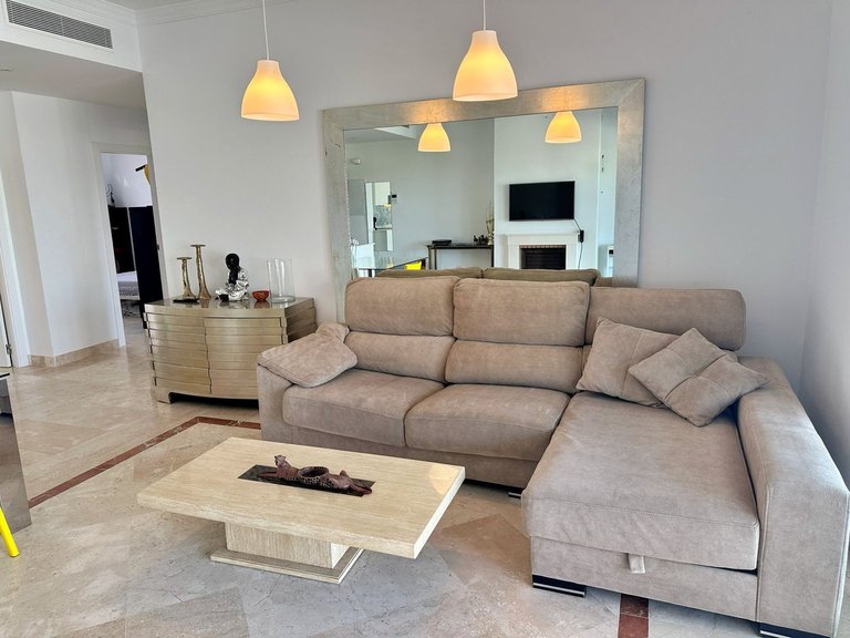 Apartment for Sale in El Paraiso, Malaga 5