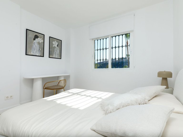 Apartment for Sale in La Quinta, Malaga 16