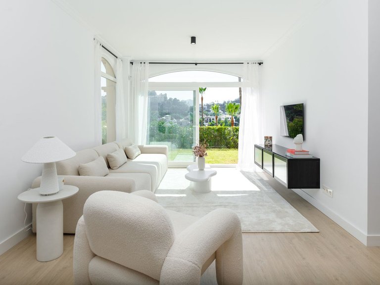 Apartment for Sale in La Quinta, Malaga 2