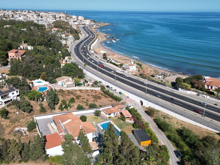 Villa for Sale in El Chaparral, Malaga 103