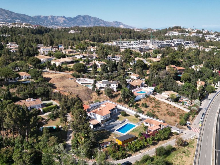 Villa for Sale in El Chaparral, Malaga 105
