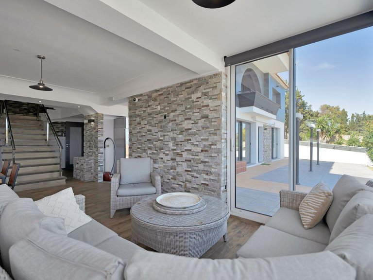 Villa for Sale in El Chaparral, Malaga 21