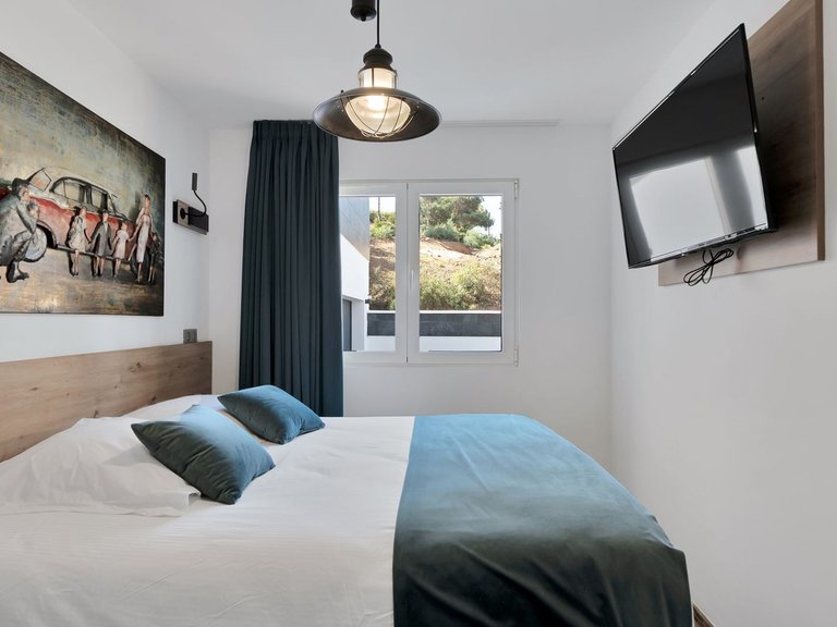 Villa for Sale in El Chaparral, Malaga 31
