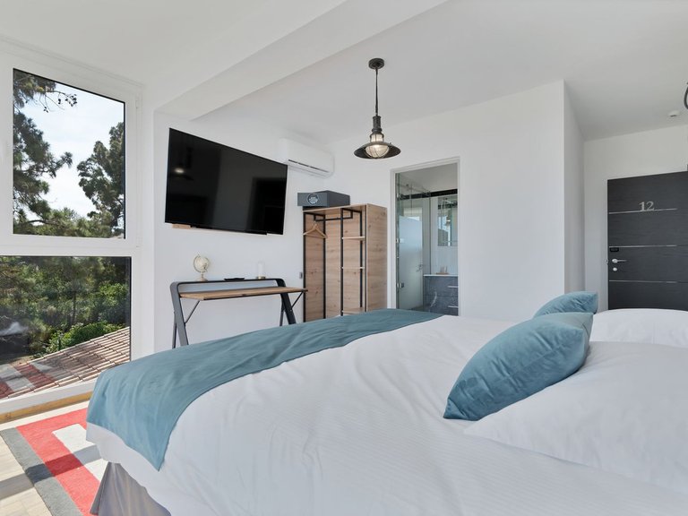 Villa for Sale in El Chaparral, Malaga 32