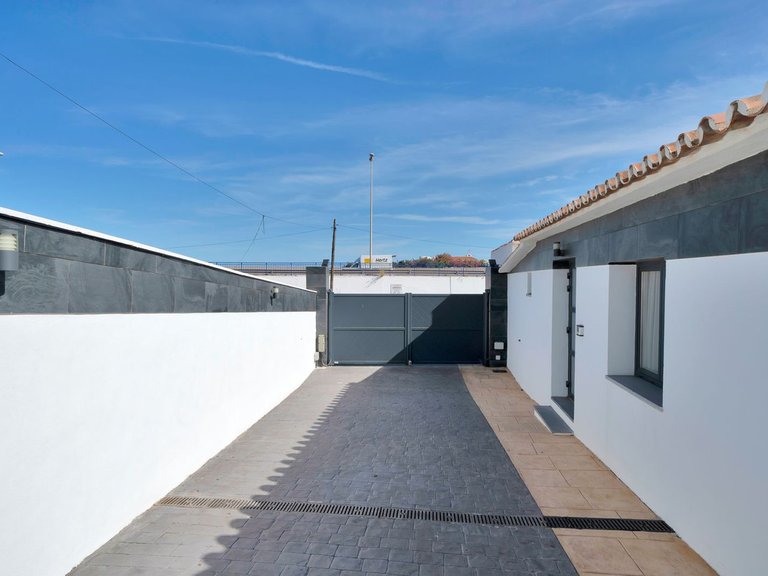 Villa for Sale in El Chaparral, Malaga 53