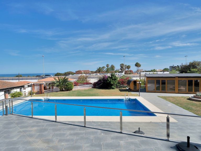 Villa for Sale in El Chaparral, Malaga 7