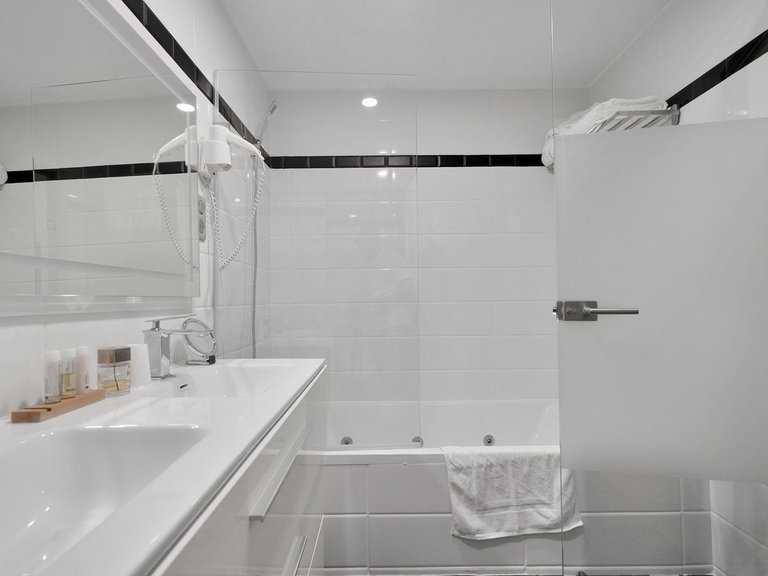 Villa for Sale in El Chaparral, Malaga 81