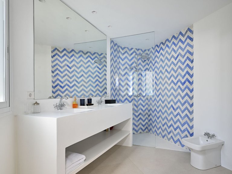 Apartment for Sale in Elviria, Malaga 23