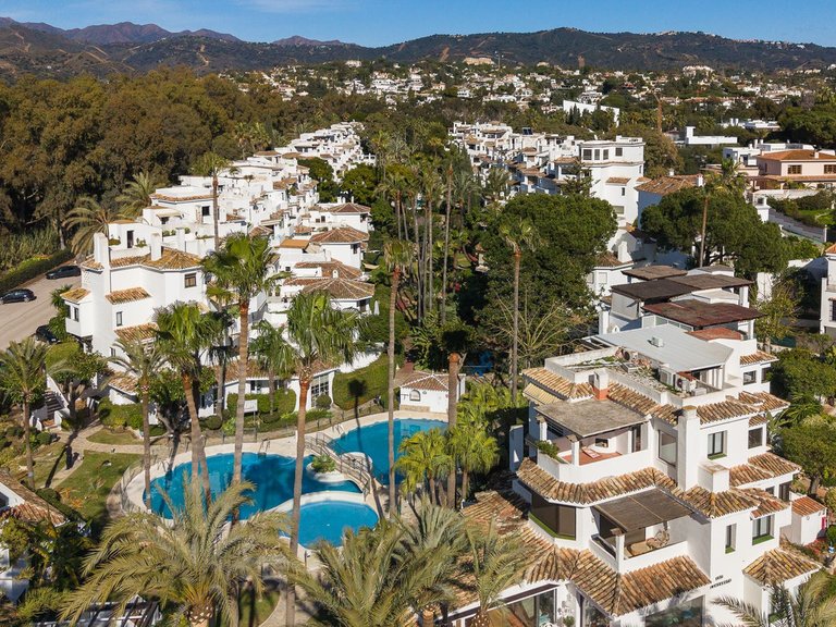Apartment for Sale in Elviria, Malaga 28