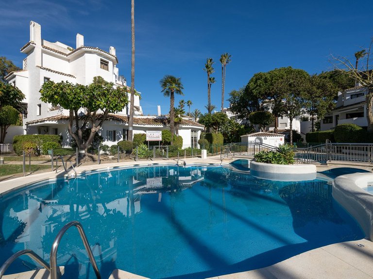 Apartment for Sale in Elviria, Malaga 32