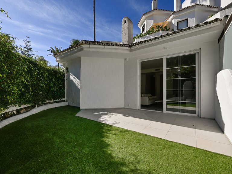 Apartment for Sale in Elviria, Malaga 38