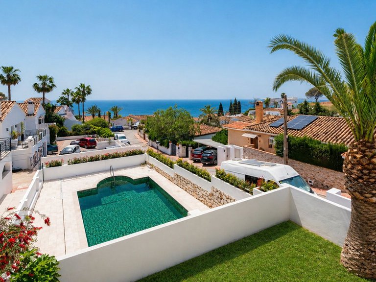 Villa for Sale in La Capellania, Malaga 1