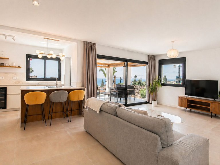 Villa for Sale in La Capellania, Malaga 11