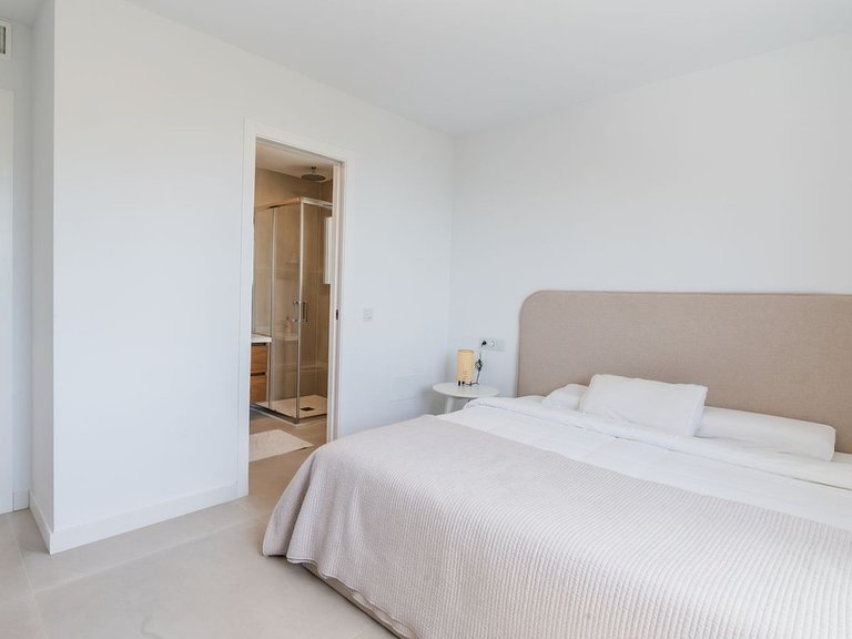 Villa for Sale in La Capellania, Malaga 18