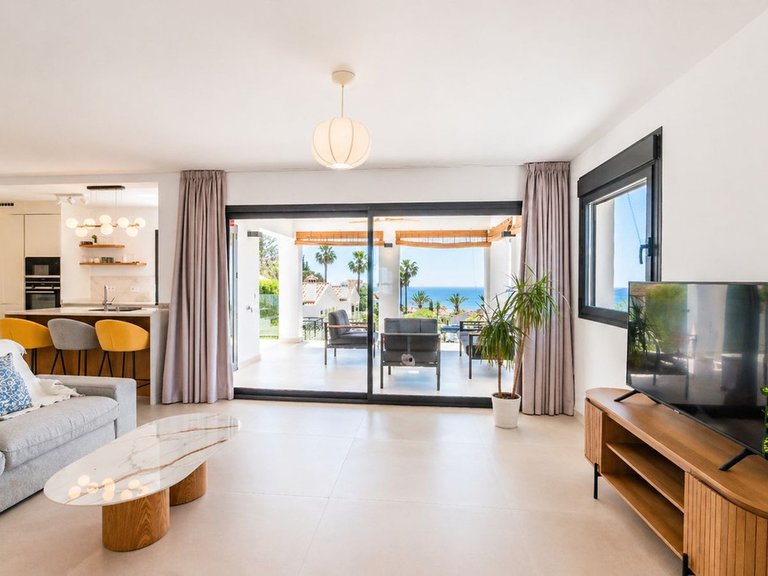 Villa for Sale in La Capellania, Malaga 6
