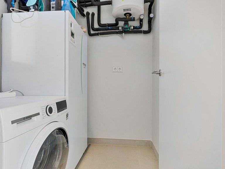 Apartment for Sale in Fuengirola, Malaga 11