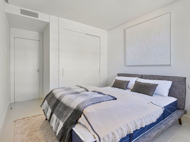Apartment for Sale in Fuengirola, Malaga 15