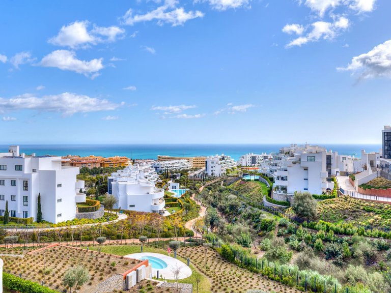 Apartment for Sale in Fuengirola, Malaga 31