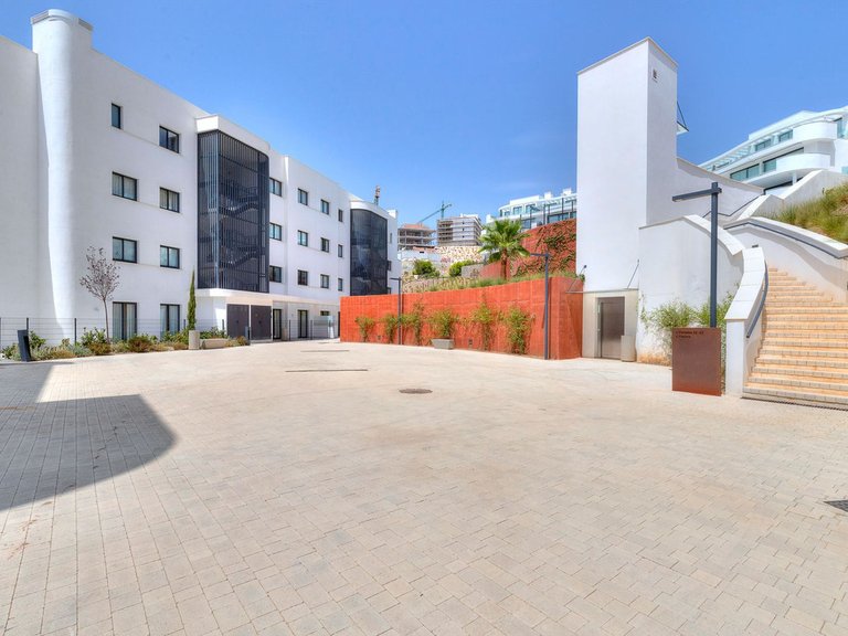 Apartment for Sale in Fuengirola, Malaga 33