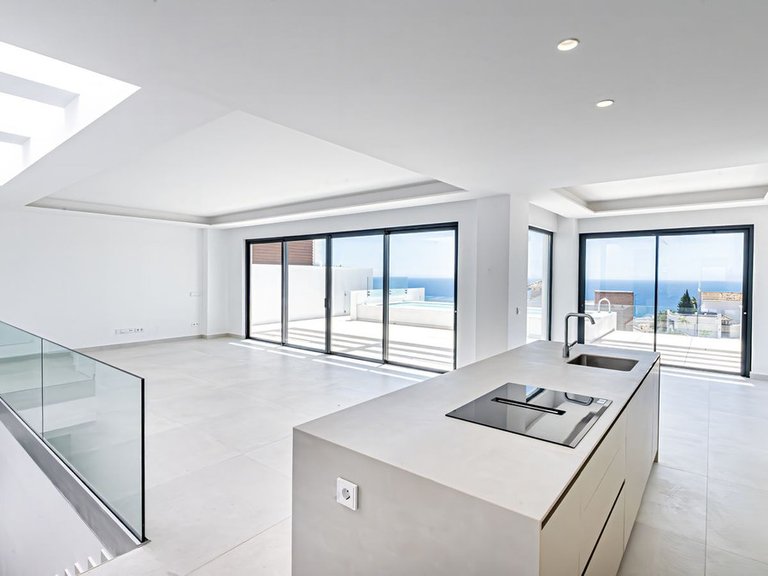 Villa for Sale in Benalmadena, Malaga 10