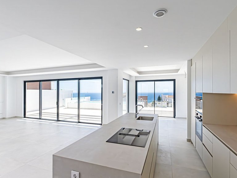 Villa for Sale in Benalmadena, Malaga 12