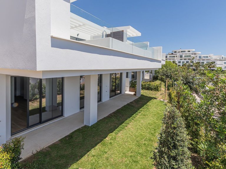 Villa for Sale in Benalmadena, Malaga 16