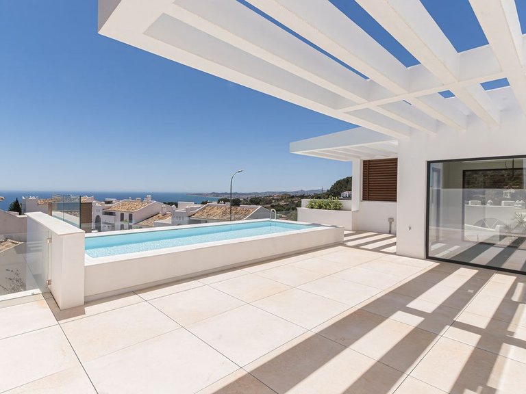 Villa for Sale in Benalmadena, Malaga 17