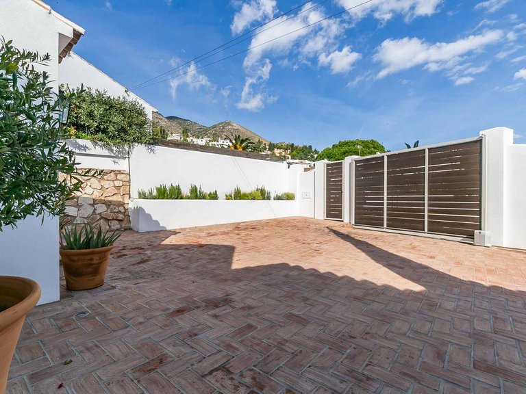 Villa for Sale in Benalmadena, Malaga 102