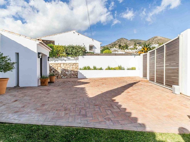 Villa for Sale in Benalmadena, Malaga 29