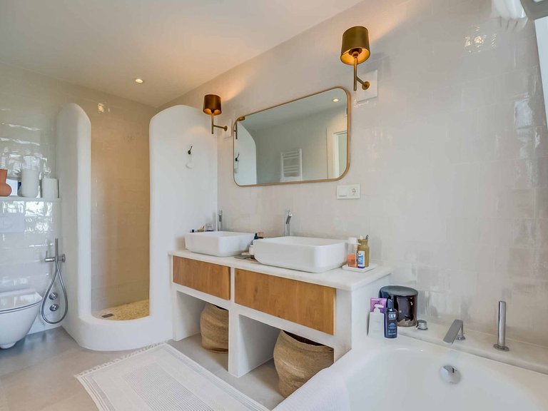 Villa for Sale in Benalmadena, Malaga 49