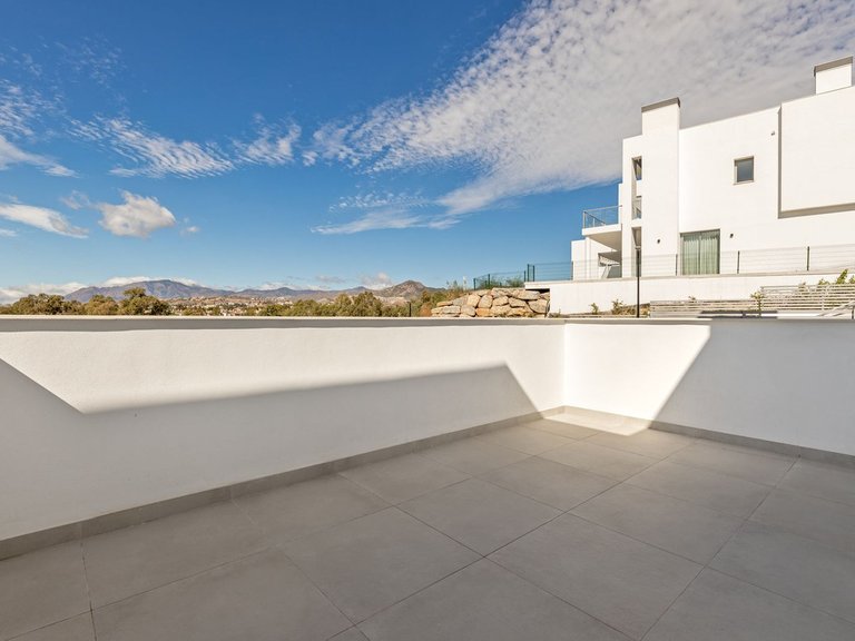 Villa for Sale in San Pedro De Alcántara, Malaga 16