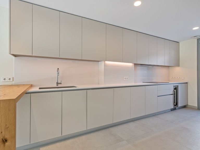 Villa for Sale in San Pedro De Alcántara, Malaga 5