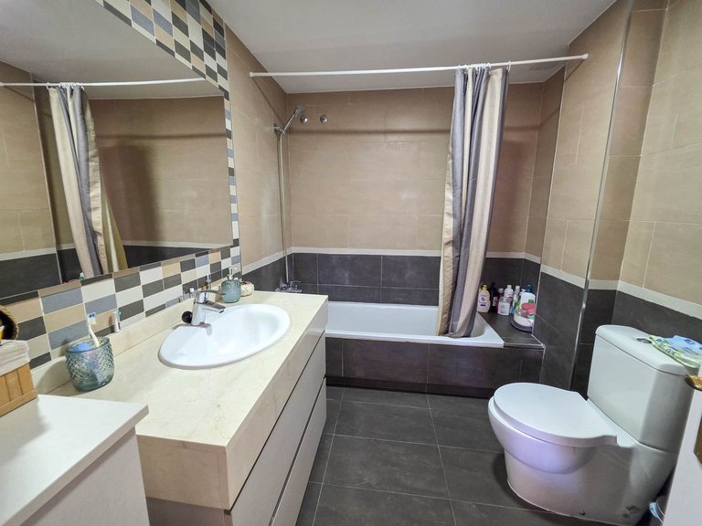 Apartment for Sale in La Duquesa, Malaga 7