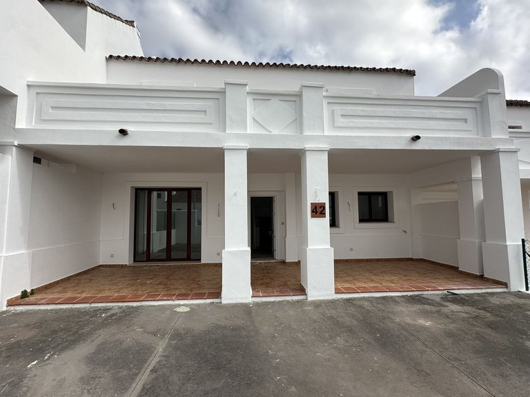 Villa for Sale in Doña Julia, Malaga 2