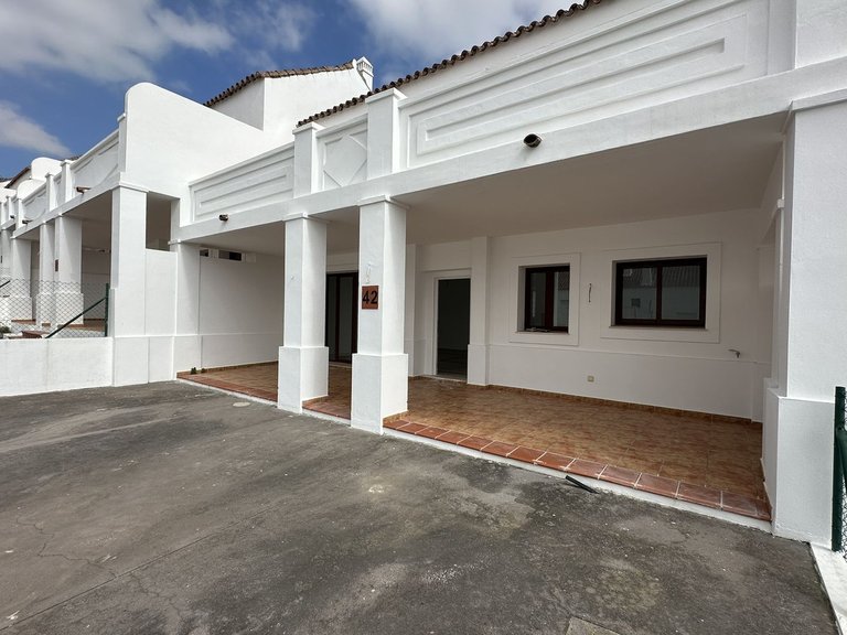 Villa for Sale in Doña Julia, Malaga 5