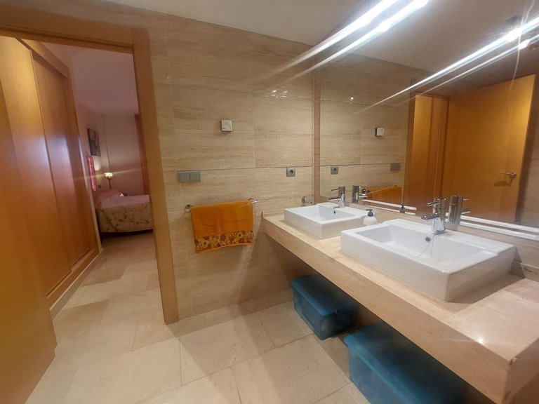 Apartment for Sale in Benahavís, Malaga 11