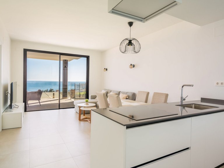 Apartment for Sale in Fuengirola, Malaga 2