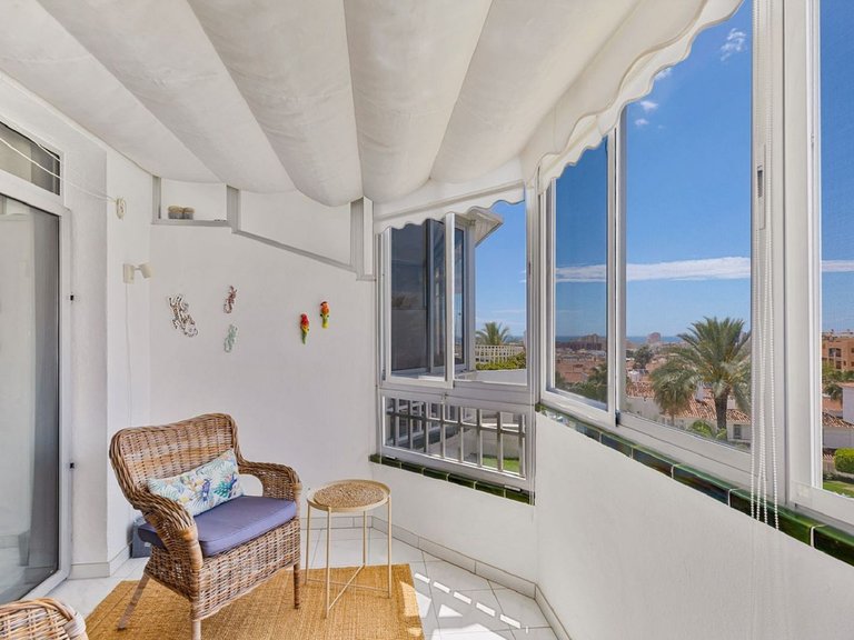 Apartment for Sale in Los Pacos, Malaga 9