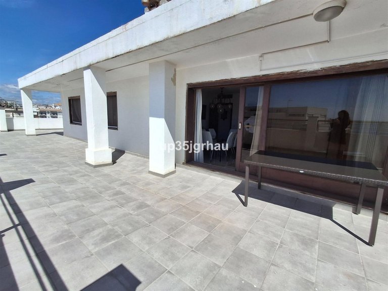 Apartment for Sale in Estepona, Malaga 1