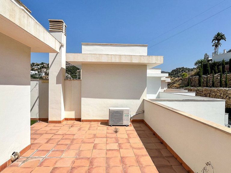 Villa for Sale in Málaga, Malaga 13