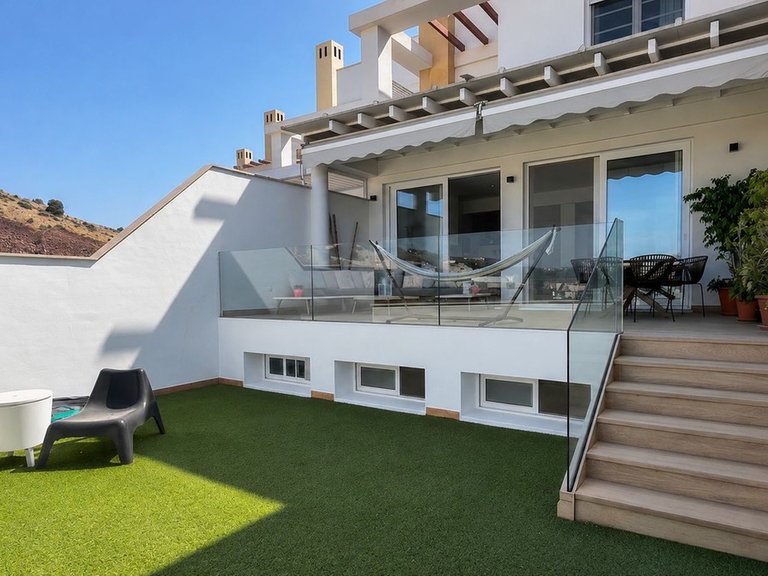 Villa for Sale in Málaga, Malaga 5