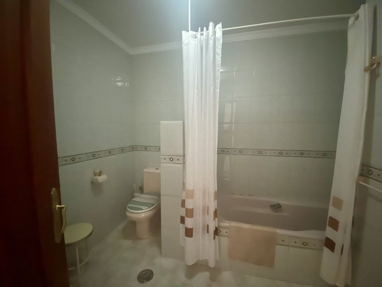 Villa for Sale in Málaga, Malaga 32