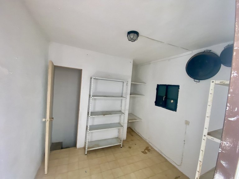 Villa for Sale in Málaga, Malaga 37